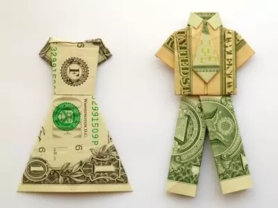 Origami out of money: shirt with tie and flowers with a diagram and video