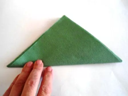 Cynlluniau Origami o napcynnau ar ddesg: dosbarth meistr gyda llun a fideo