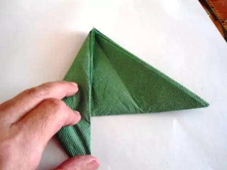 Origami-regelingen fan servetten op buro: Masterklasse mei foto en fideo