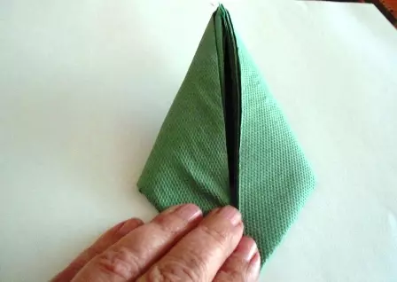 Scéimeanna origami ó naipcíní ar an deasc: Máistir-rang le grianghraf agus físeán