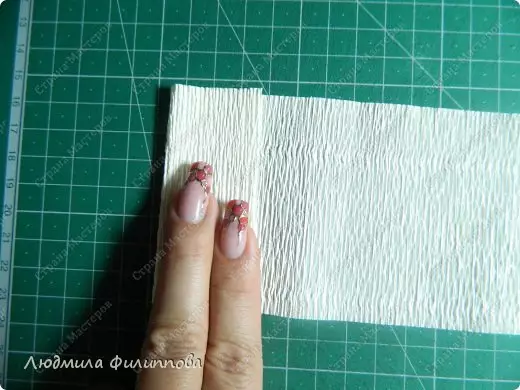 Come fare una rosa dalla carta con le tue mani facilmente e le fasi: schema con il video