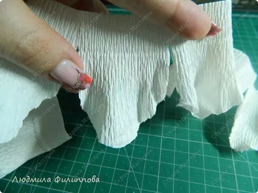 Como facer unha rosa de papel coas súas propias mans facilmente e etapas: esquema con vídeo