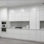 सफेद चमक में रसोई facades: क्या यह इतना जोखिम लायक है?