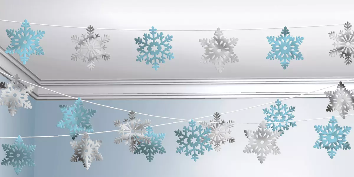 Snowflake buatan sendiri di dekorasi apartemen: Cara menggunakannya bergaya?