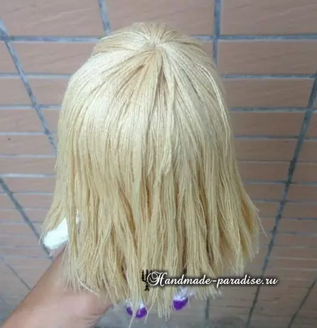 So machen Sie Haare mit Amigurum-Puppe
