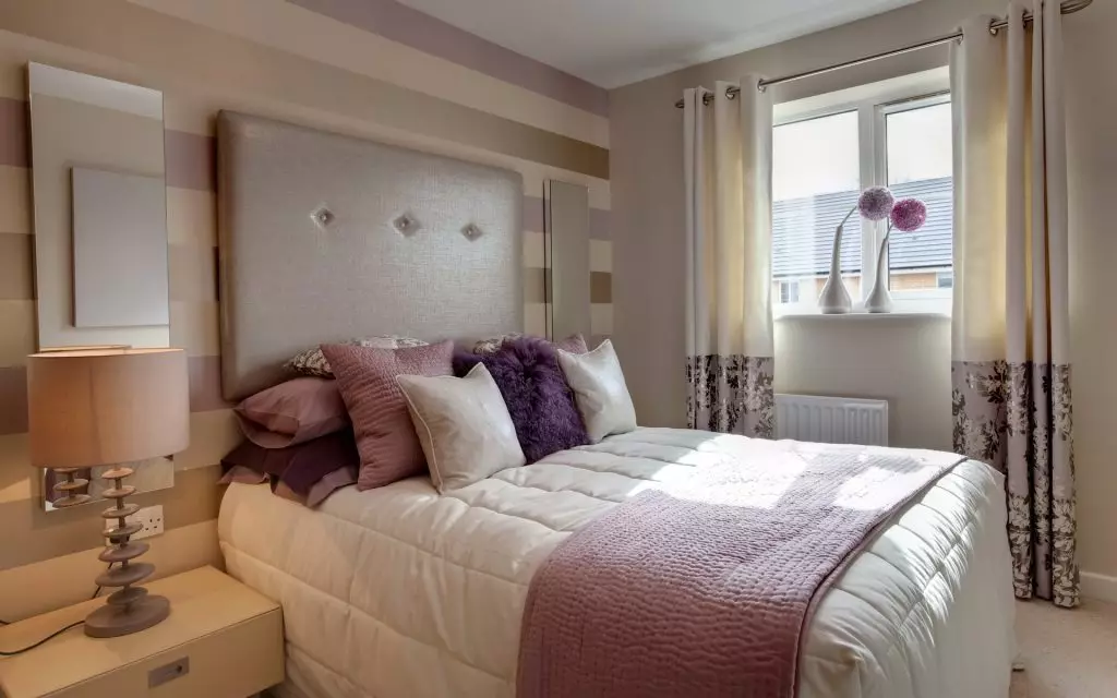 Crea un design per una piccola camera da letto di 11 metri quadrati. M: espandere la funzionalità
