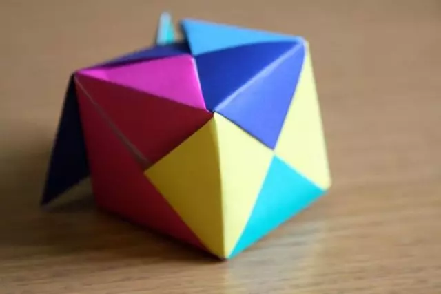 Come creare un cubo di carta o cartone: schema con foto e video