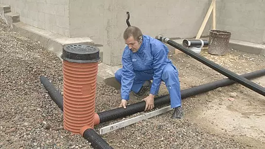 Drainage mirë të bëjë atë: një pajisje, si për të bërë veten, instalimin