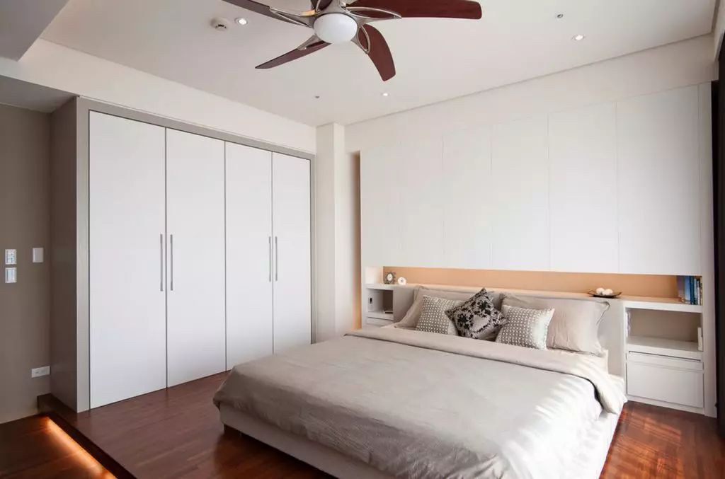 Dormitori amb vestidor: foto de disseny i consells sobre disseny