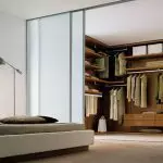 ドレッシングルーム付き寝室：デザインの写真とデザインのヒント