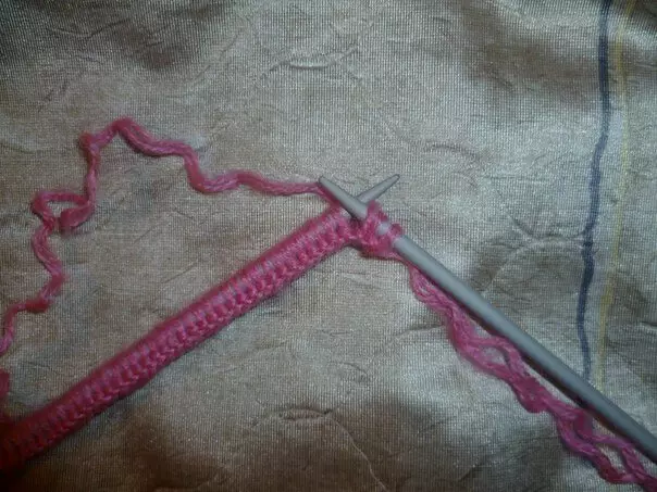 Tari Cap: Knitting Engelse elastiese skema met foto en video