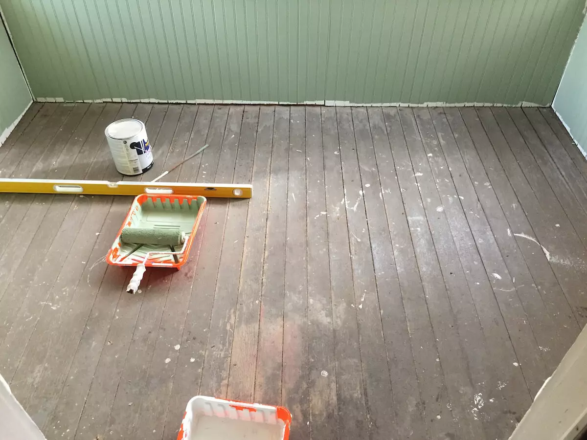 Ako zarovnať podlahu v starom byte pod laminátom?
