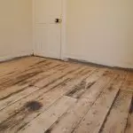 Como alinhar o chão em um antigo apartamento em laminado?