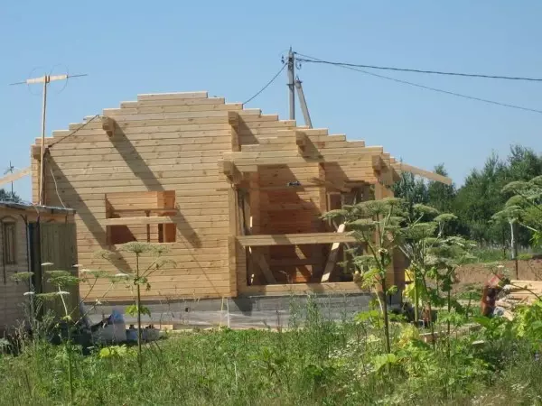 Kako izgraditi kuću iz bara: Tehnologija + foto izvještaj + video