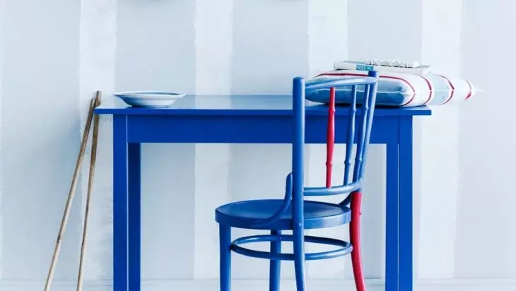 Vyberte si barvu pro nábytek a provádět restaurování s vlastními rukama