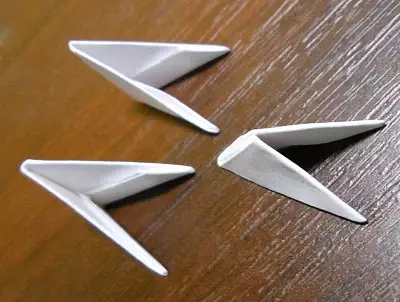 Ինչպես կատարել մոդուլ Origami- ի համար. Կարապը ըստ սխեմայի `տեսանյութով արագ եւ հեշտ