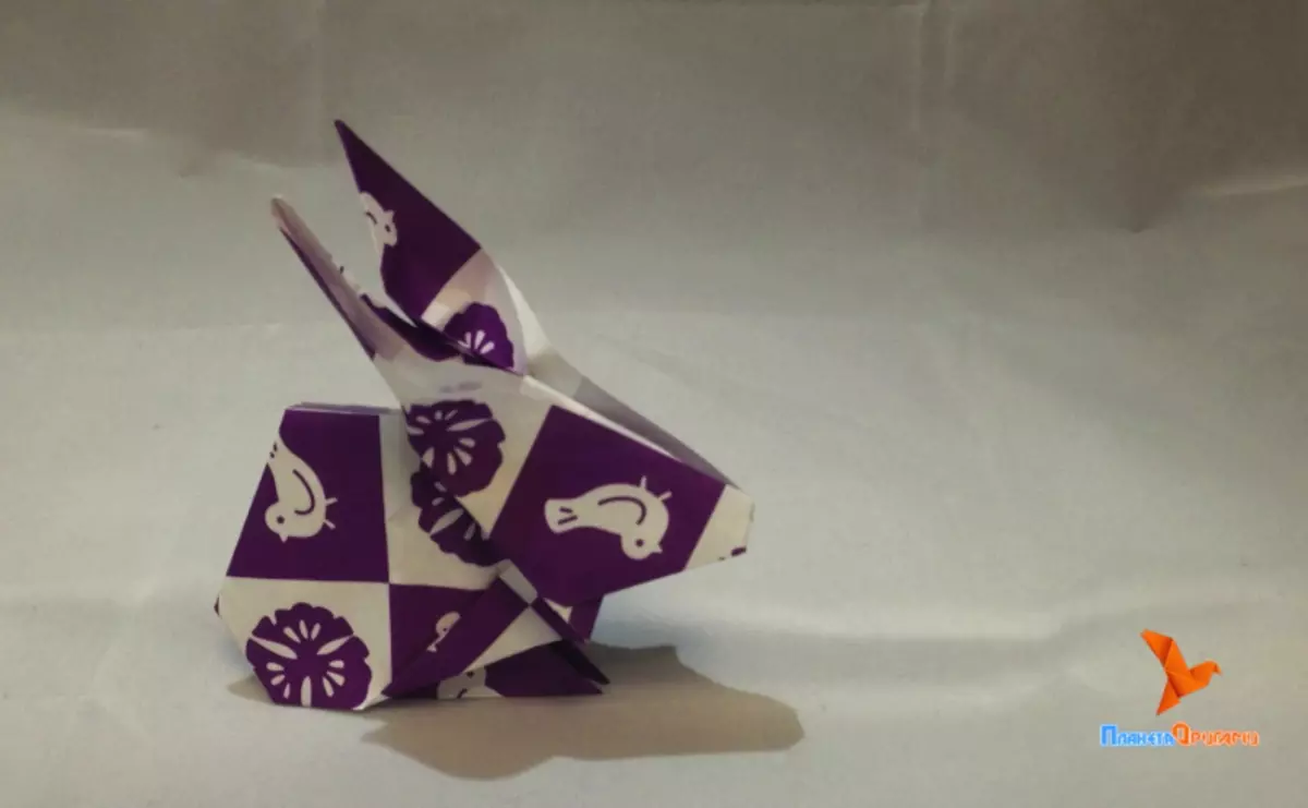 Hare origami från papper: Monteringsschema från moduler med video och foto