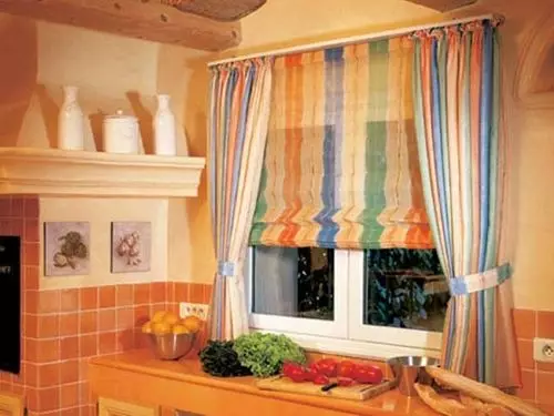 Kako zašiti zavese na vaši kuhinji