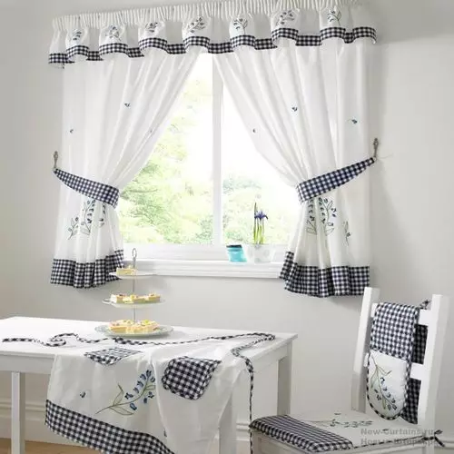 Cómo coser cortinas en tu cocina.