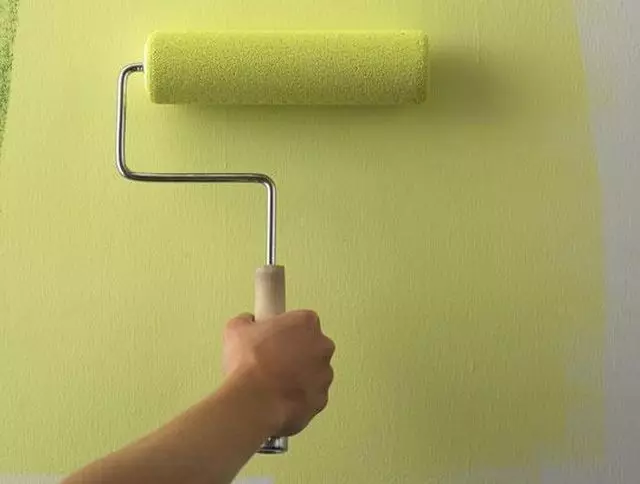 Painting of walls in the bedroom do it yourself (photo)