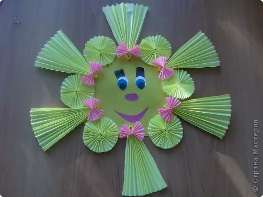 DIY DIY (papercoplasztika) a gyűrődött papírból