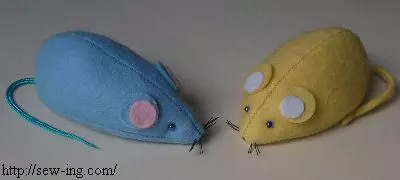 Toys do it yourself - a mouse from felt - pattern and master class