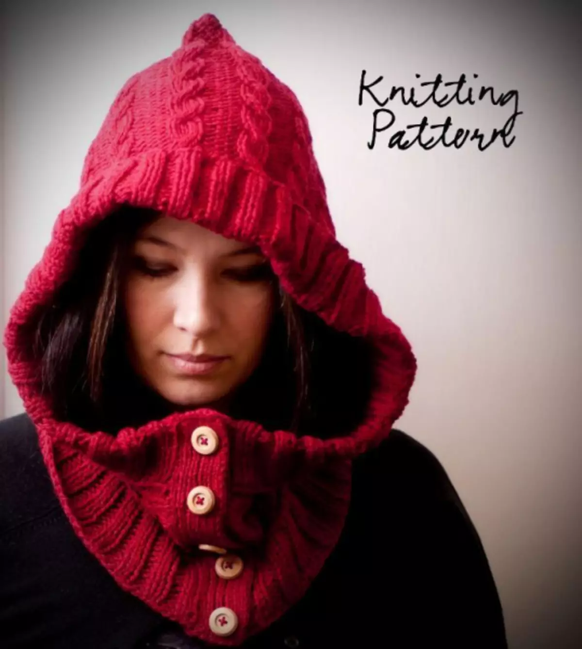 Cap Hood: Skim Knitting dengan Huraian dan Pekerjaan Photo
