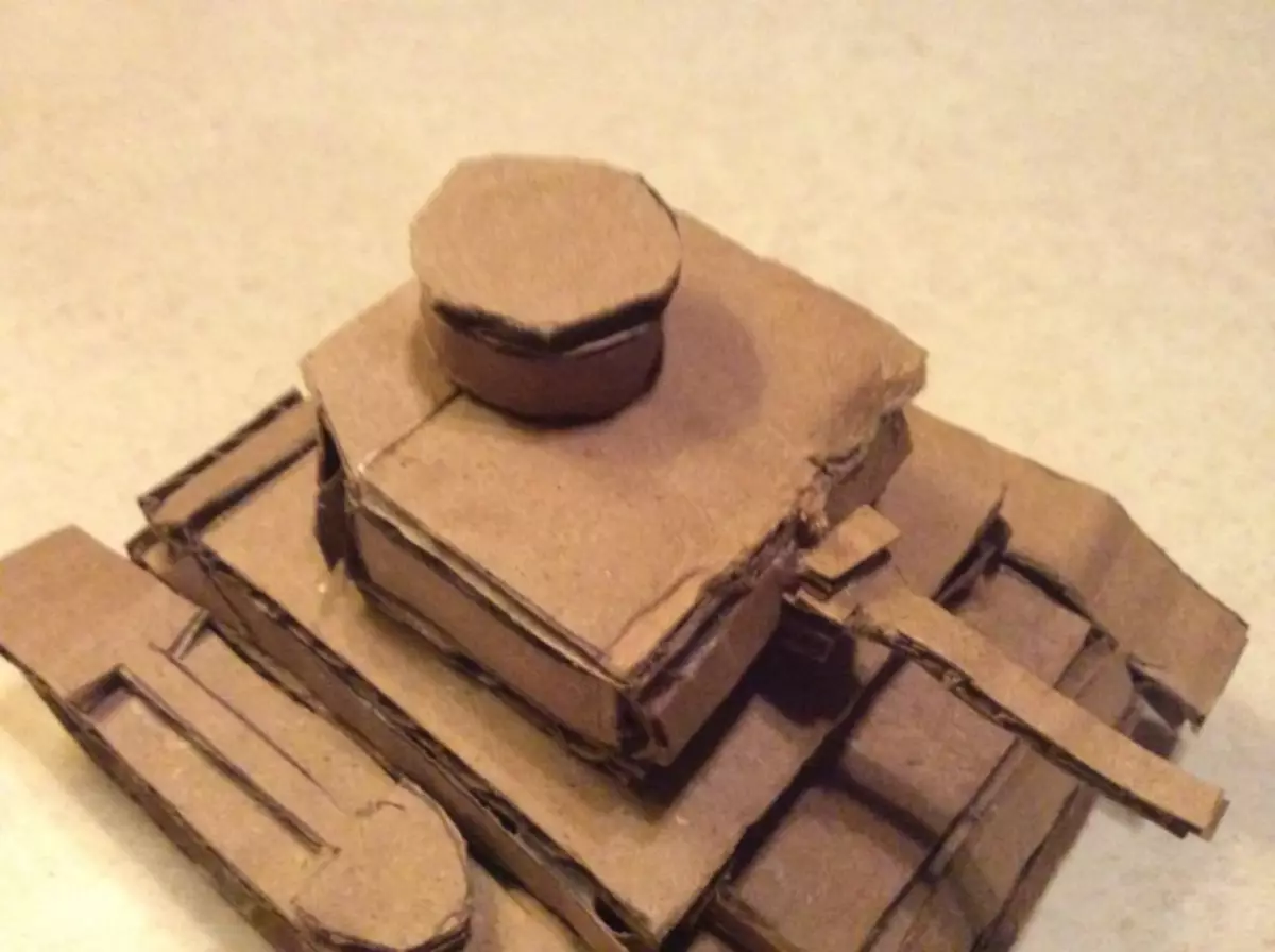 Cardboard tank do it yourself