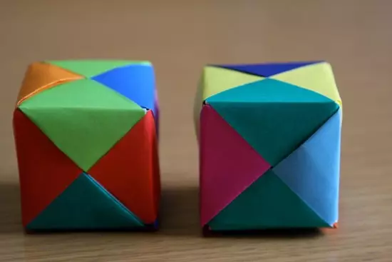 Bentuk geometris dari kertas: Kami membuat kerajinan dalam teknik origami