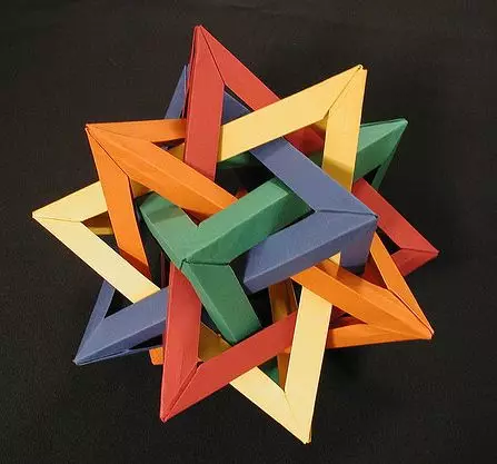 Geomeetrilised kujundid paberist: me teeme origami tehnikat käsitöö