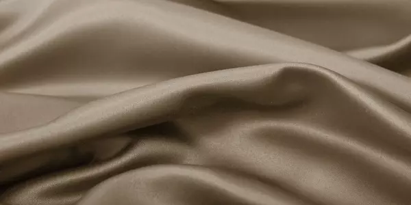 Satuten Fabric：材料的組成，性質和品種（照片）