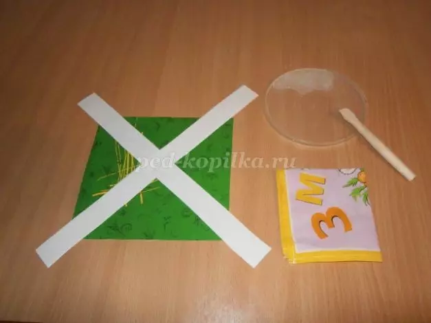 마스터 클래스에서 부주의 한 종이 (사진 및 비디오 포함)를 만드는 방법
