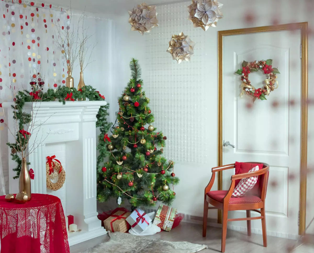 冬休みのために家をどれだけ簡単に飾りますか？