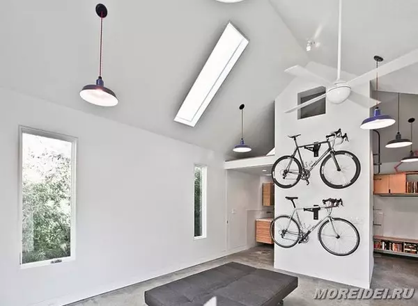 Emmagatzematge de bicicletes a l'apartament - 25 idees creatives