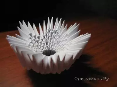 Pollo de origami modular no shell: clase mestra con esquema de montaxe