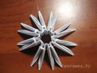 Modulêre origami chicken yn 'e shell: masterklasse mei montage-skema