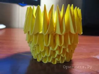 Модуларен оригами пилешко во школка: господар класа со склопна шема