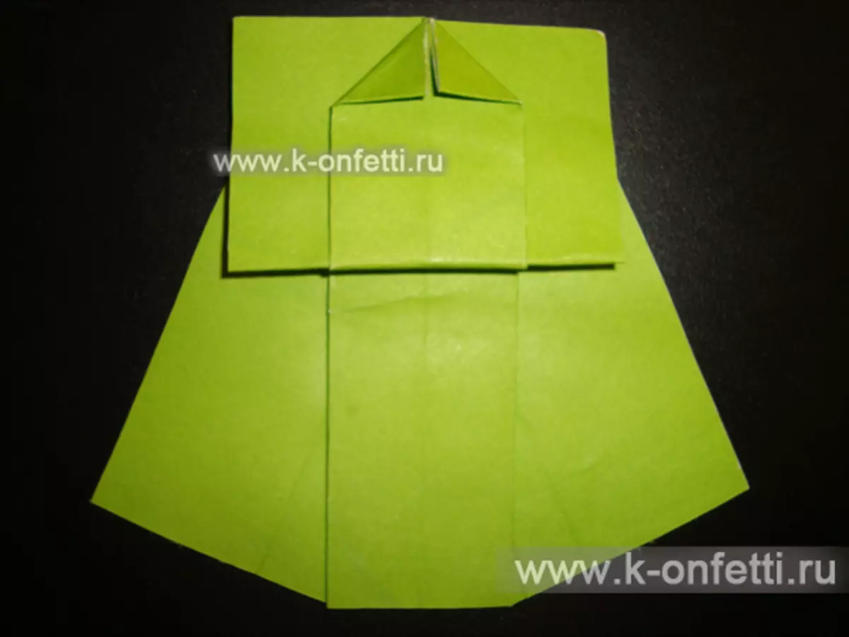 Origami-jurken van papier met schema's op 8 maart met video en foto's