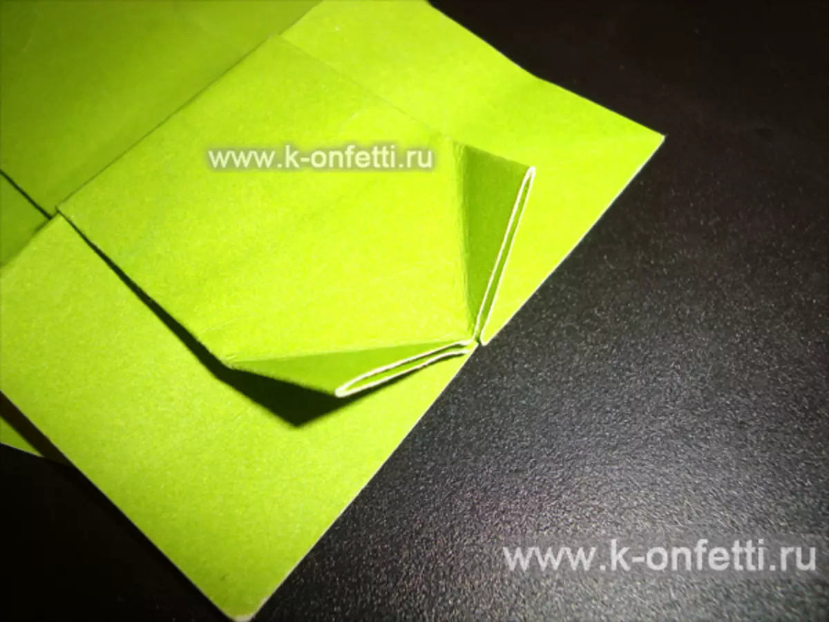 Origami-kjólar af pappír með kerfum 8. mars með myndskeið og myndum