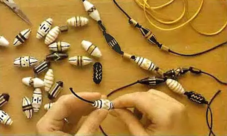 Afrikanesch Pabeier Beads - detailléiert Masterklass mat Foto