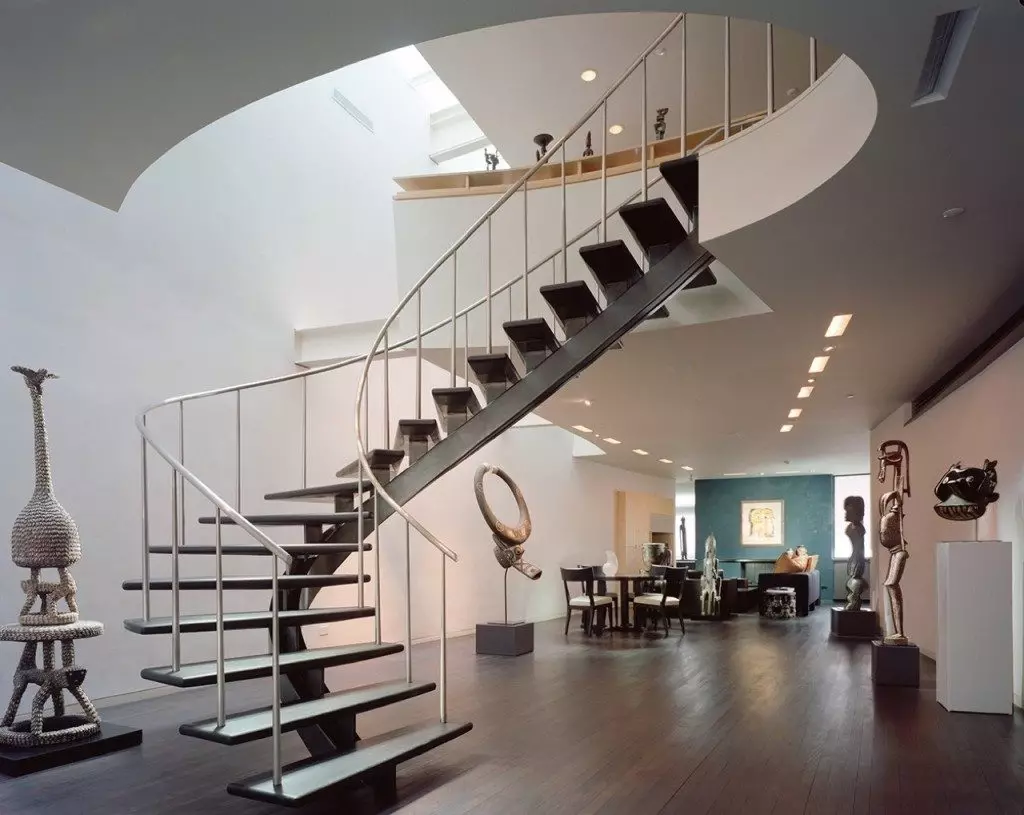 Staircase spiral on a metal frame