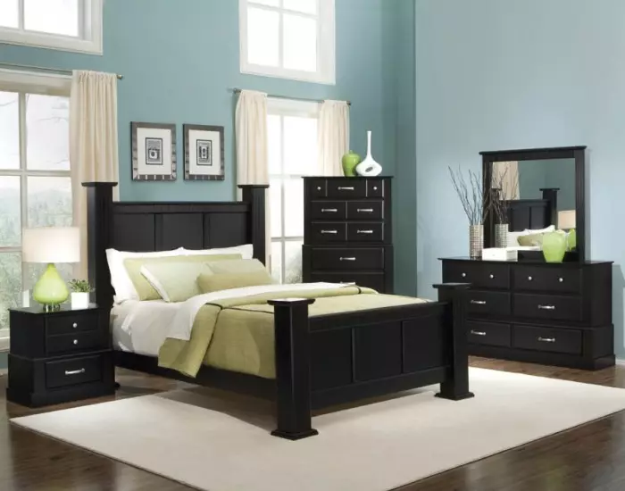 どの壁紙が暗い家具に適合していますか