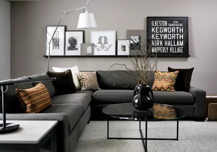 どの壁紙が暗い家具に適合していますか