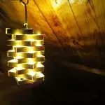 Lampu buatan asli di dinding: 2 bengkel terperinci