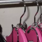 Hangers பயன்படுத்த 7 செங்குத்தான வழிகள்