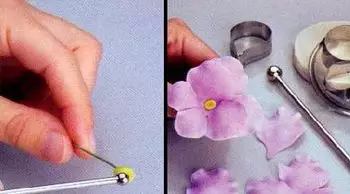 Virágok hideg porcelánból saját kezével: modellezés kezdőknek fotókkal és videókkal