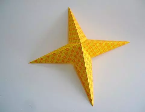 Novogodišnje igračke to čine sami - osam-šiljasta zvijezda iz papira
