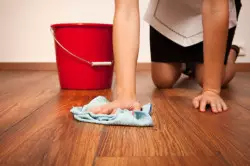 Laminato apdorojimas po grindų klojimo