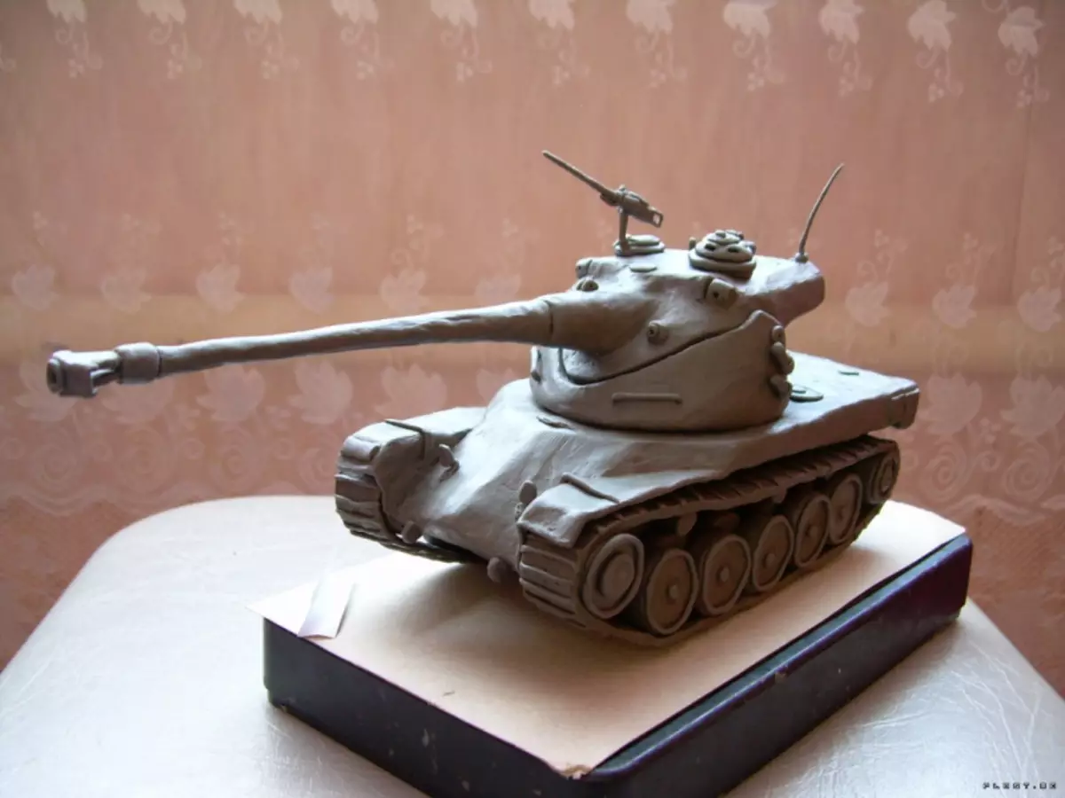 Foto və videolarla plastilin mərhələlərindən T-34 tankı necə etmək olar