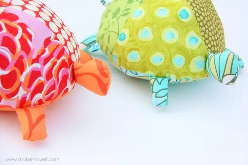 Turtles do it yourself | Soft toy